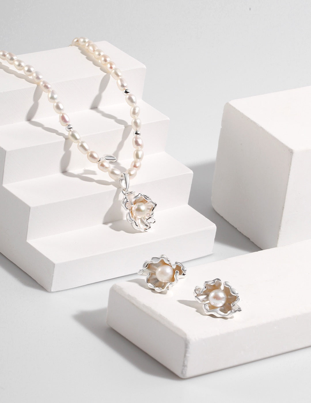 Ocean Wave Pearl Necklace
