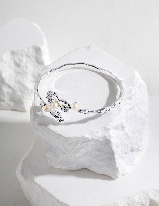 Ocean Wave Pearl Bracelet