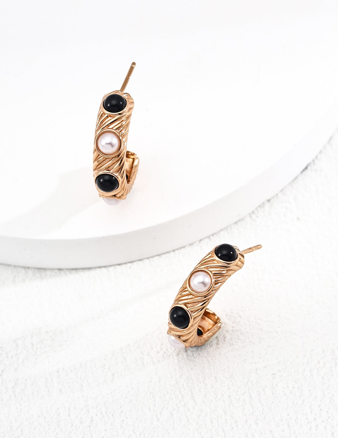 Pearl & Onyx Glam Hoop Earrings