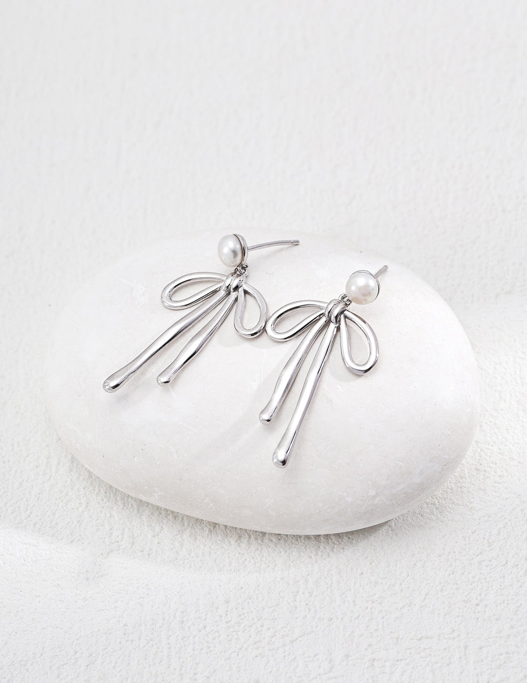 Vintage Butterfly Knot Stud Earrings