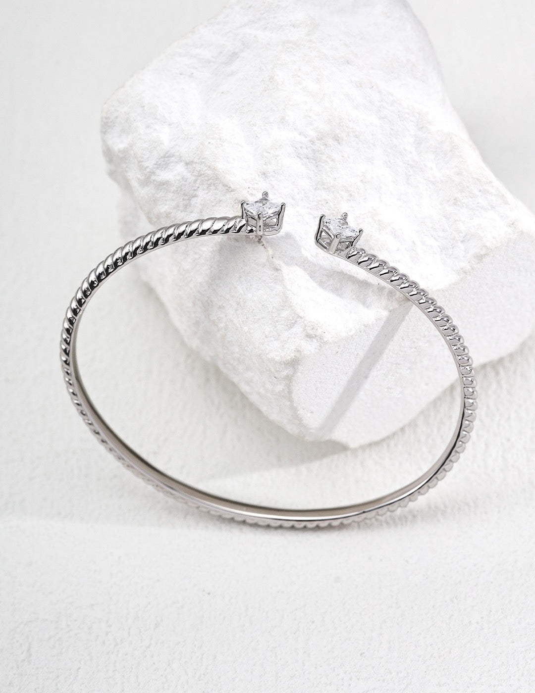 Dazzling Adjustable Zirconia Bracelet / Ring