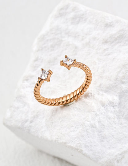 Dazzling Adjustable Zirconia Bracelet / Ring
